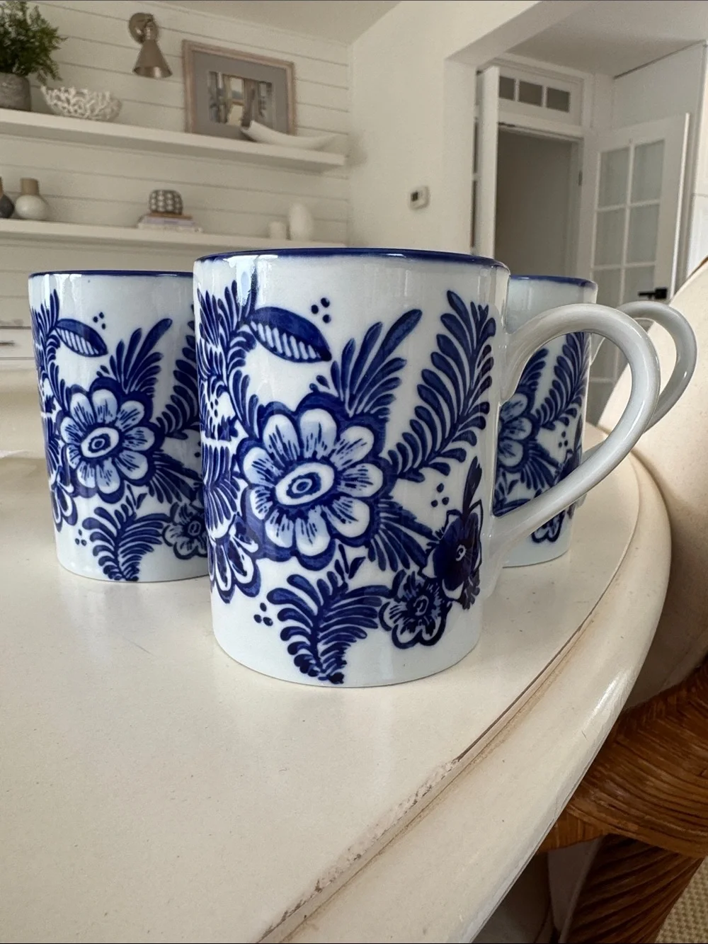 Rare Discontinued Pottery Barn Elsie White With Blue Floral Bird Set Of 3 mugs